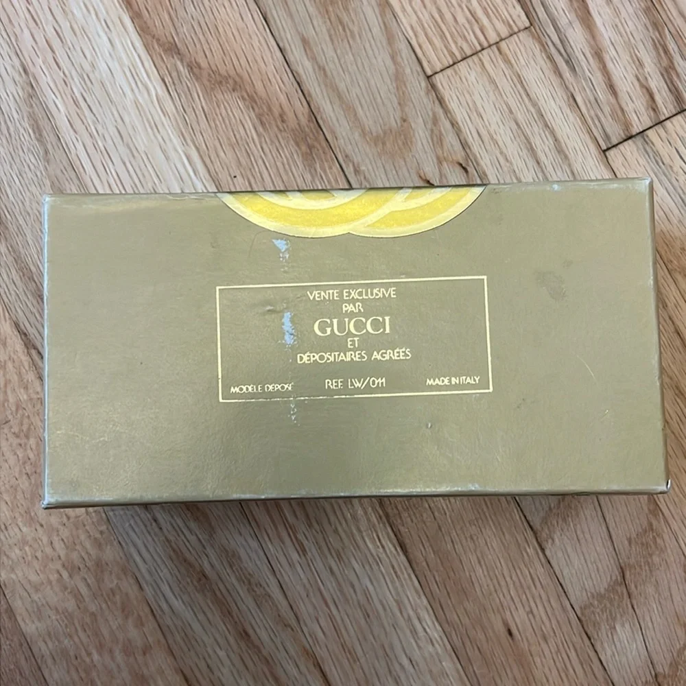 Gucci Change Bezel watch with multicolor options - Picture 4 of 13